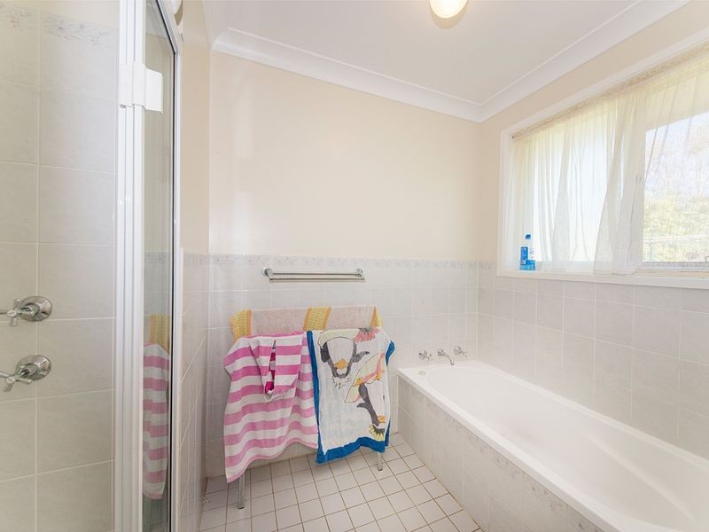 1 Rushby Drive, Old Bar NSW 2430