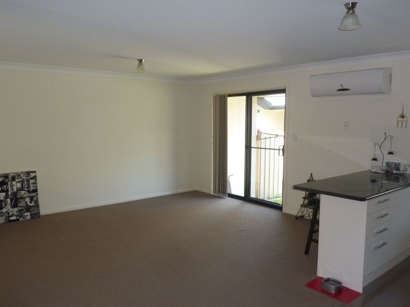 2/15-17 Connell Street, Old Bar NSW 2430