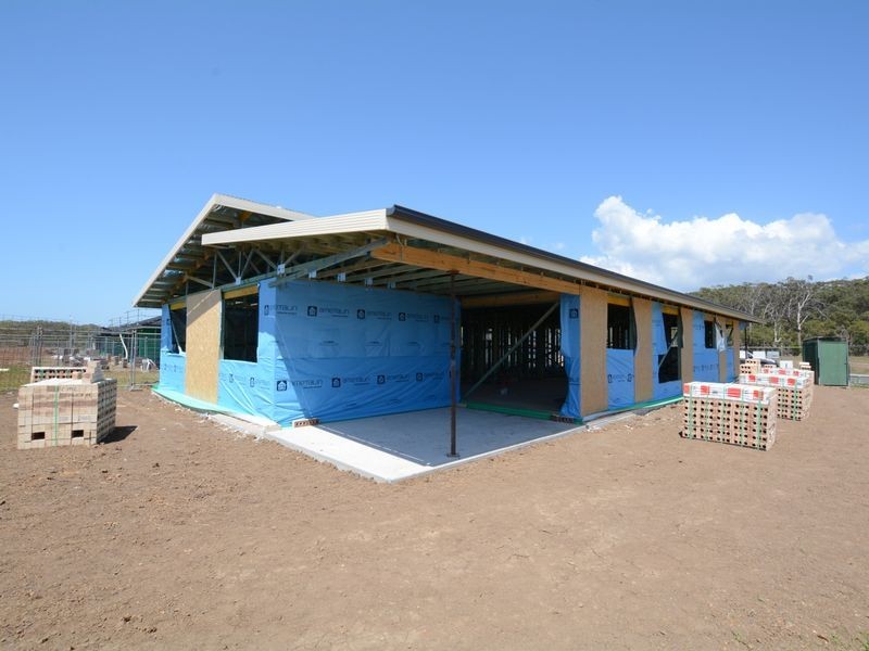 70 Albatross Way, Old Bar NSW 2430