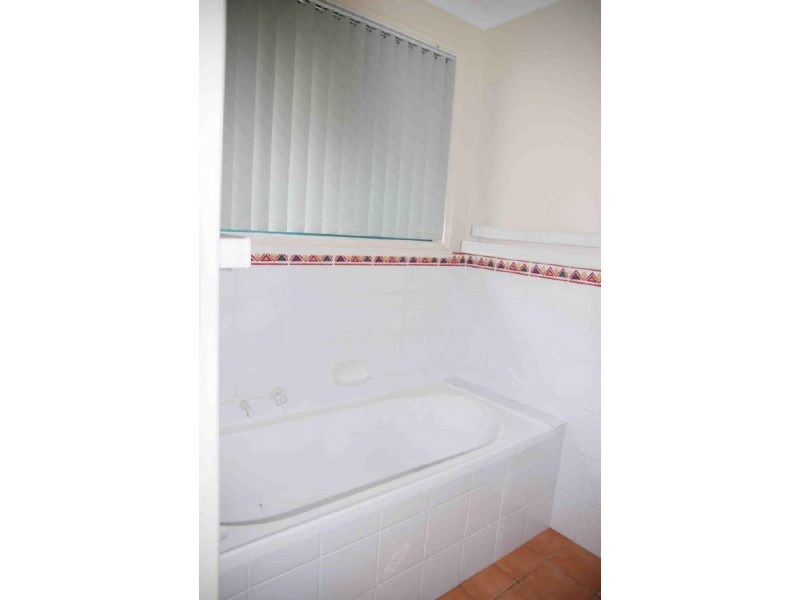 1/34 Hall Street, Old Bar NSW 2430