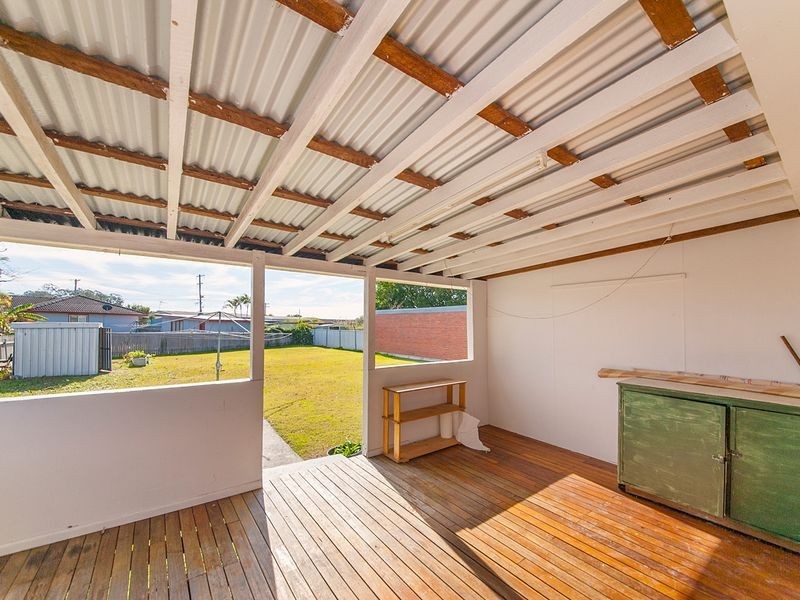 5 Gwenneth Ave, Taree NSW 2430