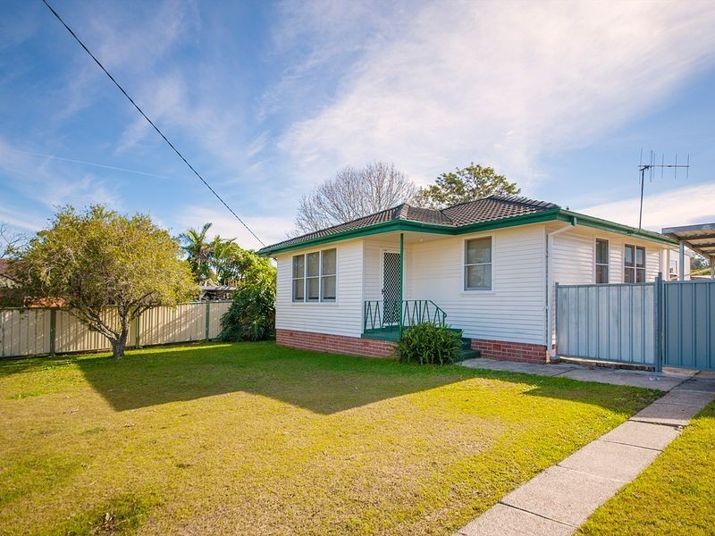 5 Gwenneth Ave, Taree NSW 2430