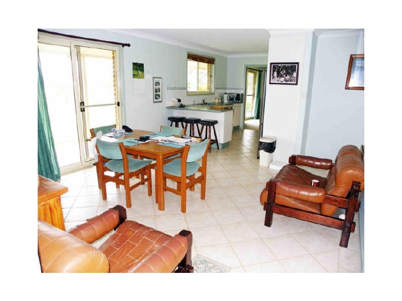 808 Manning Point Road, Oxley Island NSW 2430