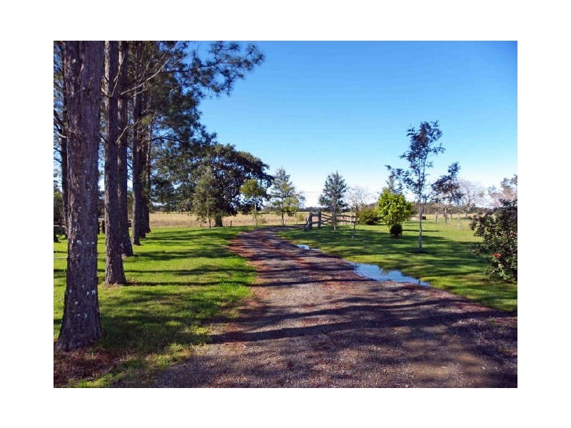 808 Manning Point Road, Oxley Island NSW 2430