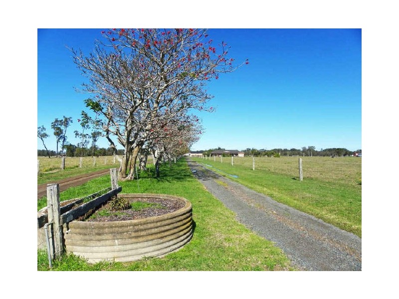 808 Manning Point Road, Oxley Island NSW 2430