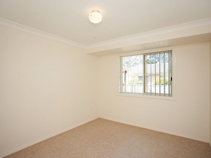 2/62 Old Bar Road, Old Bar NSW 2430