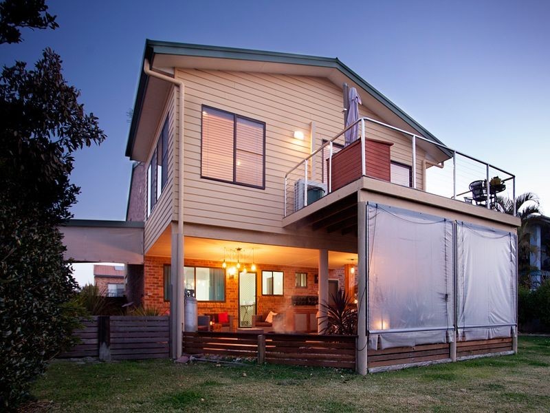 21 Beach Street, Wallabi Point NSW 2430