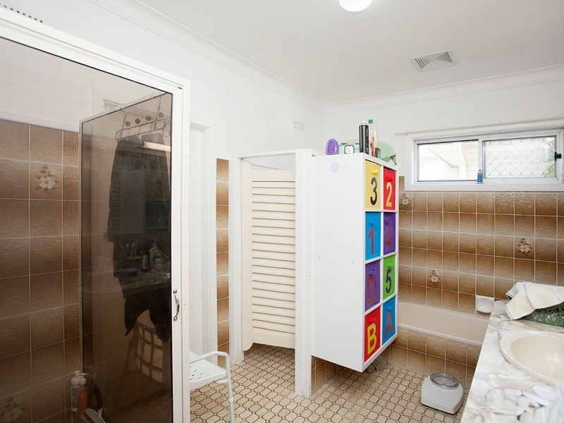 10 Edinburgh Drive, Taree NSW 2430