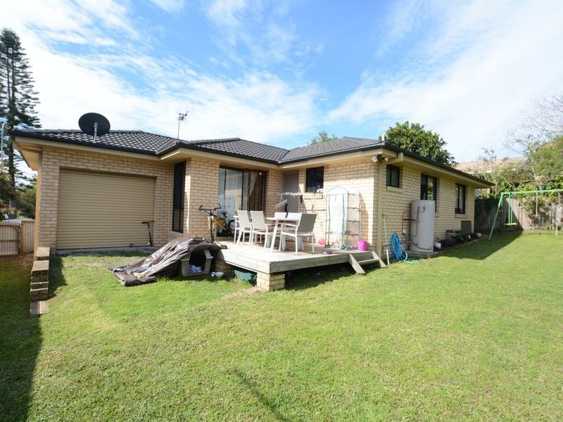 3 Kestrel Avenue, Old Bar NSW 2430