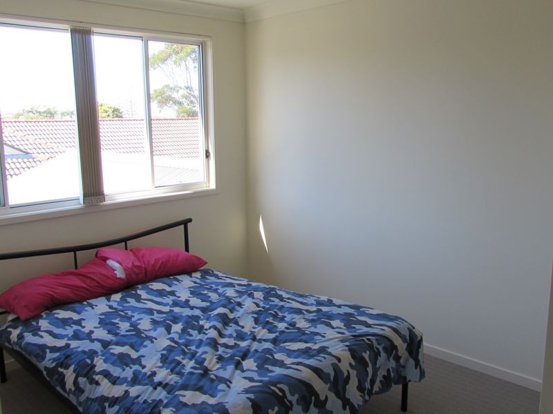 2/12 Connell Street, Old Bar NSW 2430