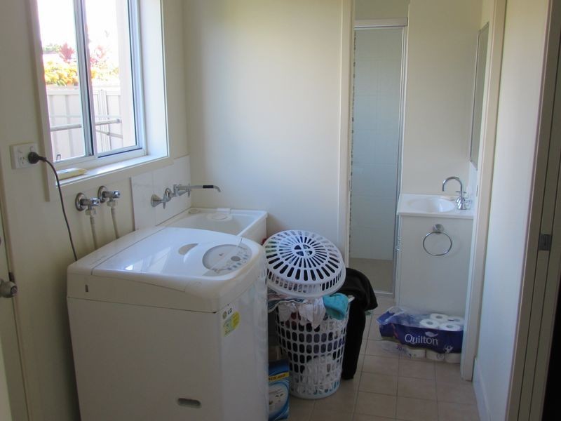 2/12 Connell Street, Old Bar NSW 2430