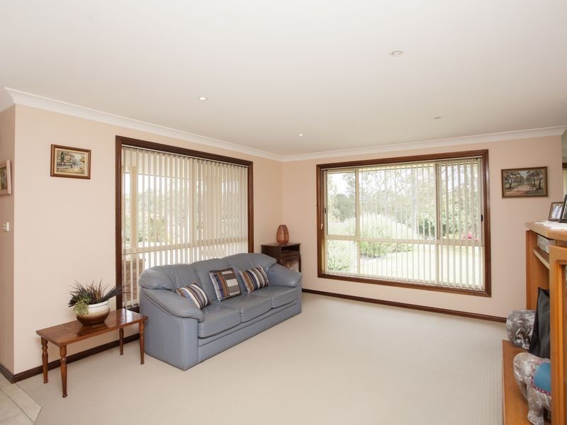 57 Gracelands Place, Pampoolah NSW 2430