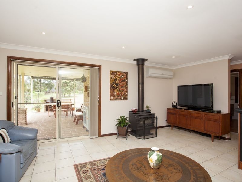 57 Gracelands Place, Pampoolah NSW 2430