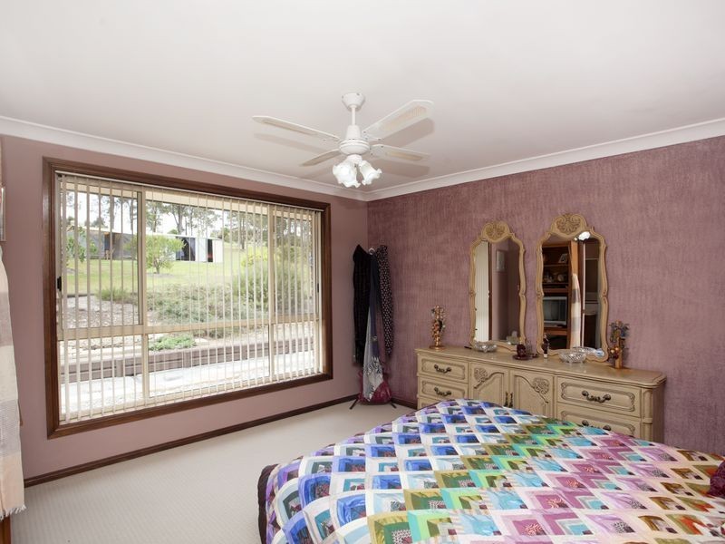 57 Gracelands Place, Pampoolah NSW 2430