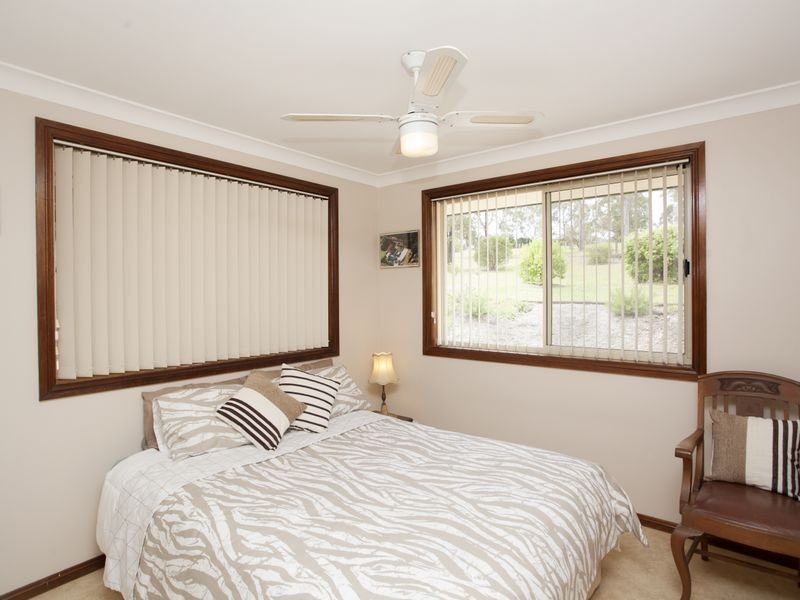 57 Gracelands Place, Pampoolah NSW 2430