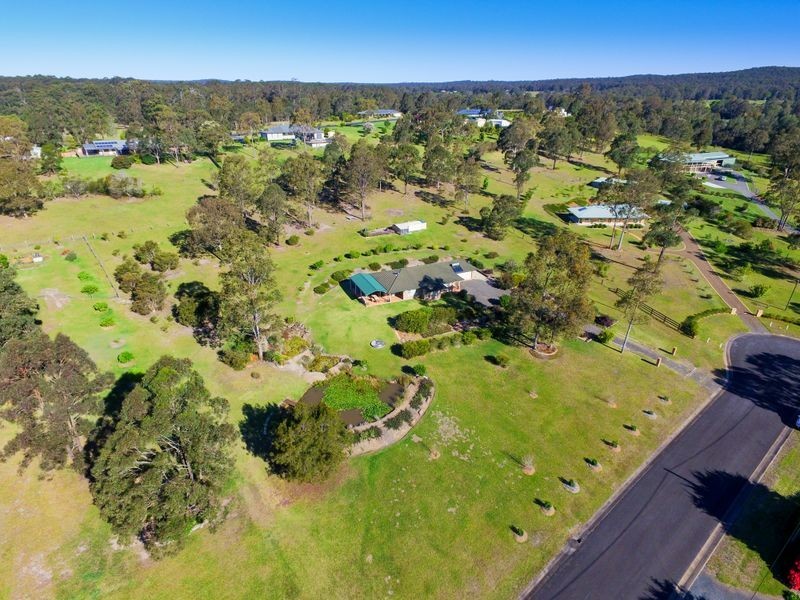 57 Gracelands Place, Pampoolah NSW 2430