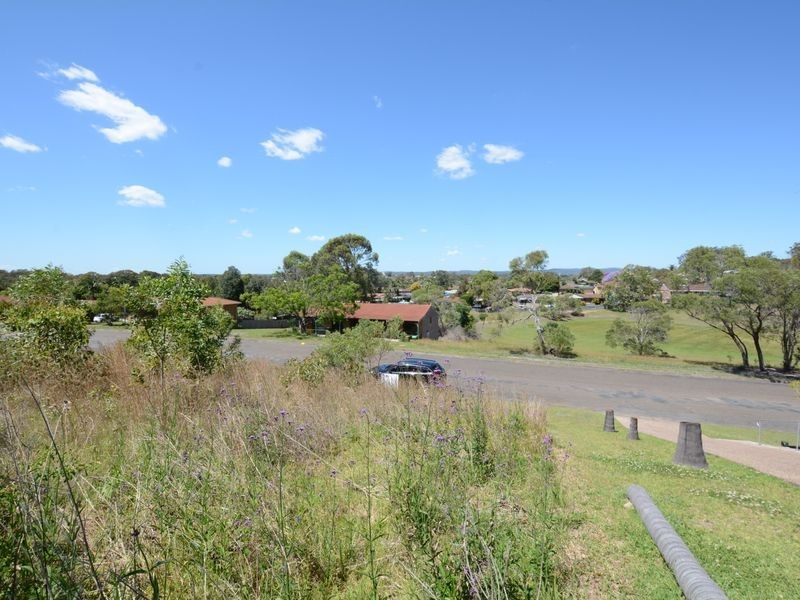 12 Killawarra Drive, Taree NSW 2430