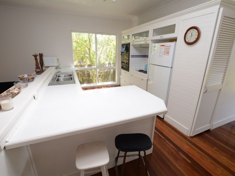 6 Shelly Close, Wallabi Point NSW 2430