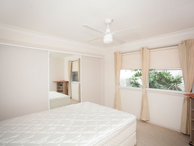 3/37 Old Bar Road, Old Bar NSW 2430