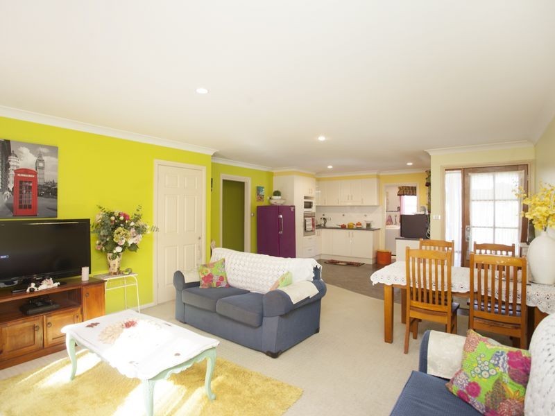 9b Clerke St, Old Bar NSW 2430