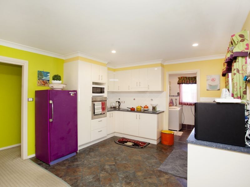 9b Clerke St, Old Bar NSW 2430