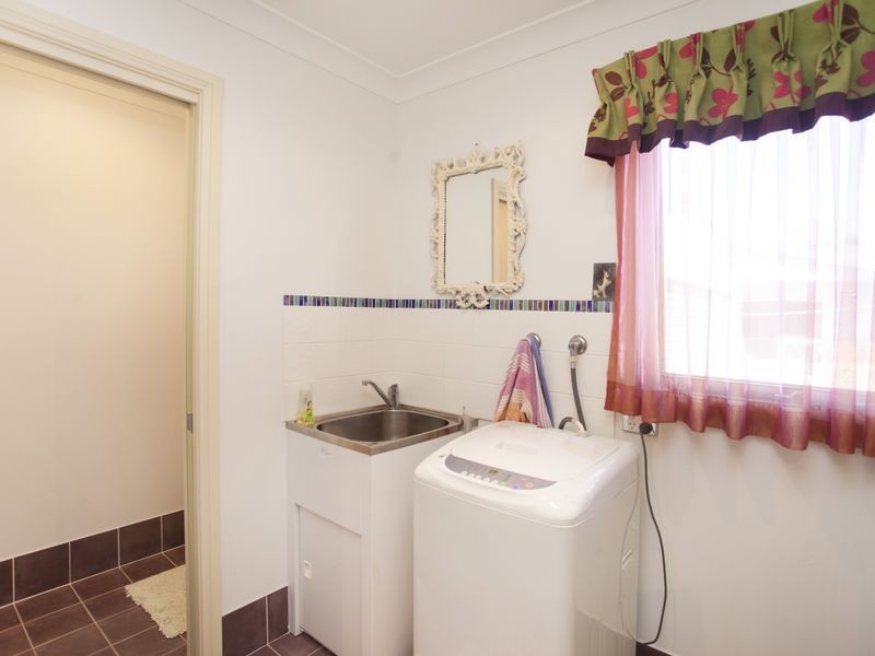 9b Clerke St, Old Bar NSW 2430