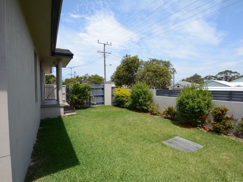 1/15-17 Connell St, Old Bar NSW 2430