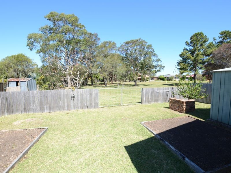 15 Suni Drive, Old Bar NSW 2430