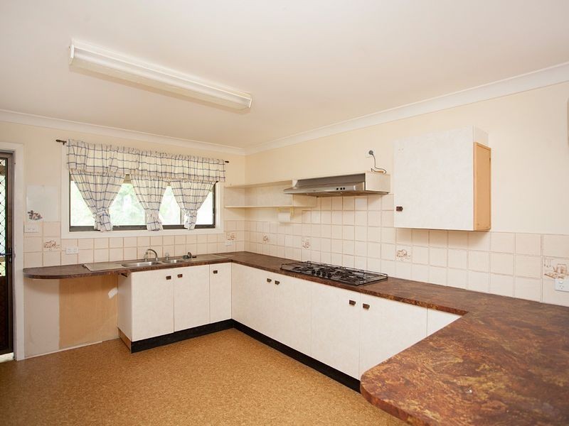 11 Smith Street, Old Bar NSW 2430