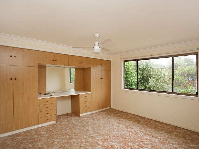 11 Smith Street, Old Bar NSW 2430