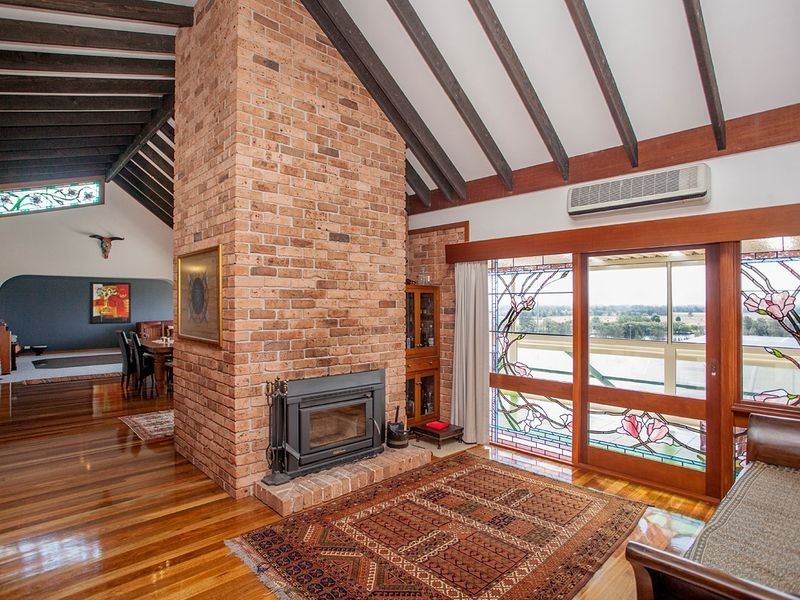 51 Riverview Rd, Mitchells Island NSW 2430