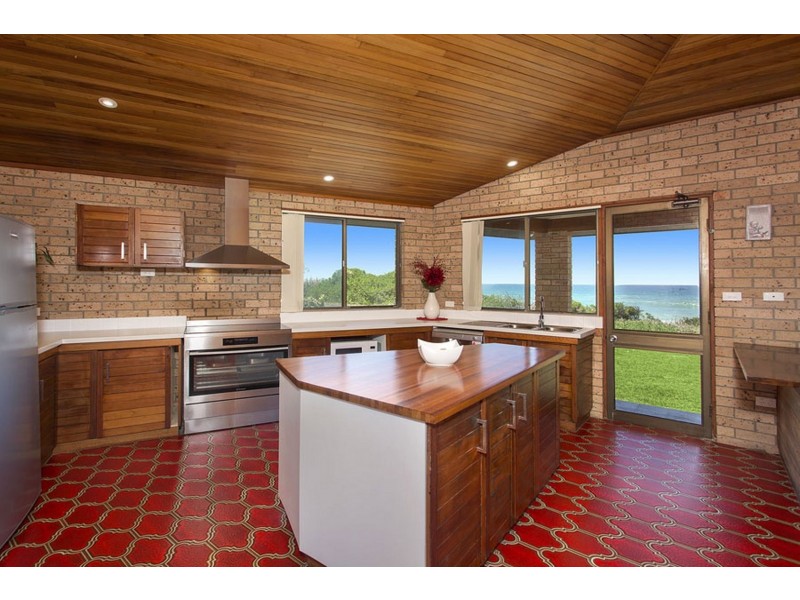 24 Lewis Street, Old Bar NSW 2430