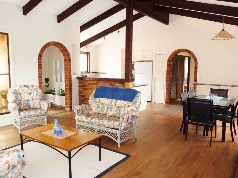 1/34 Hall Street, Old Bar NSW 2430