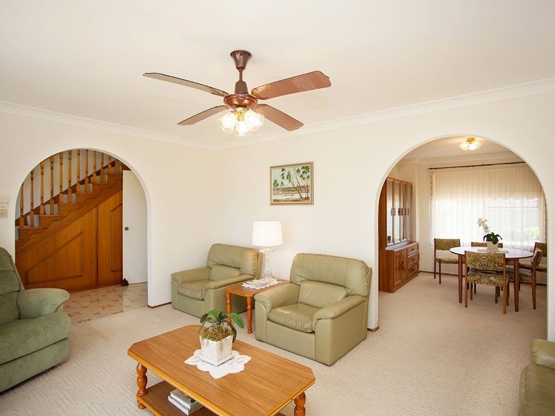 29 Clerke St, Old Bar NSW 2430