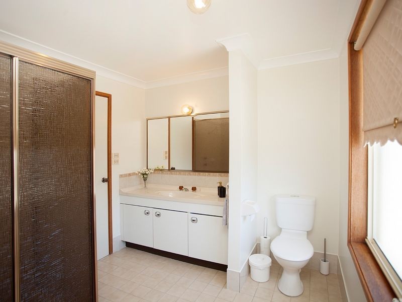 29 Clerke St, Old Bar NSW 2430
