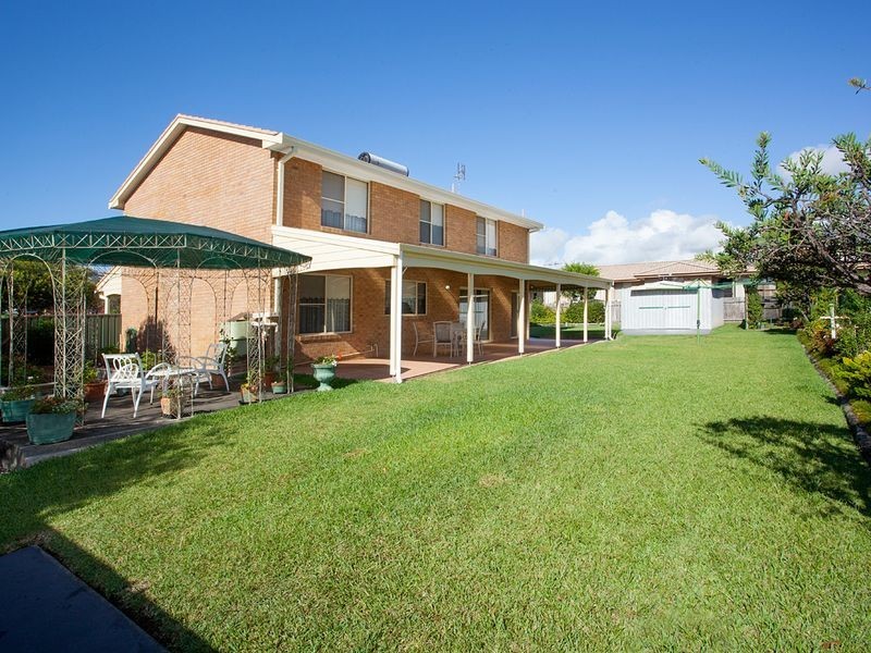 29 Clerke St, Old Bar NSW 2430