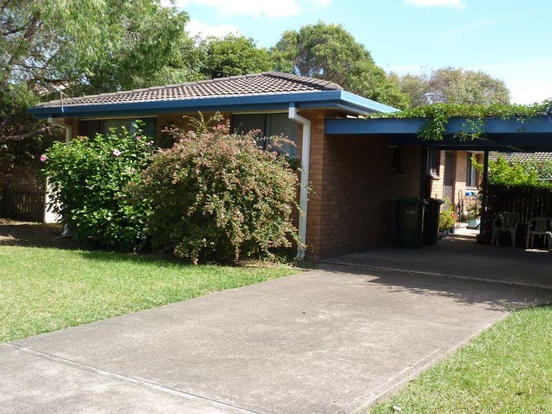 2/2 Bella Villa Parade, Old Bar NSW 2430