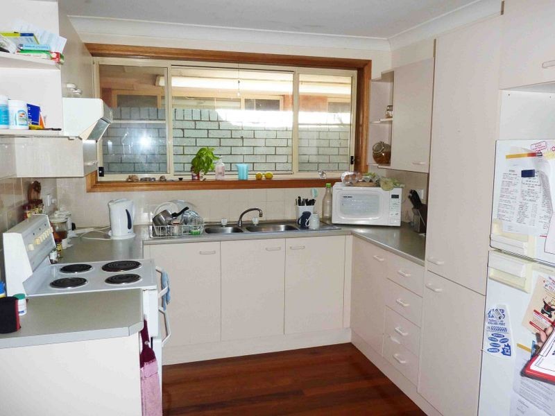 1/3 Silky Ash Close, Old Bar NSW 2430