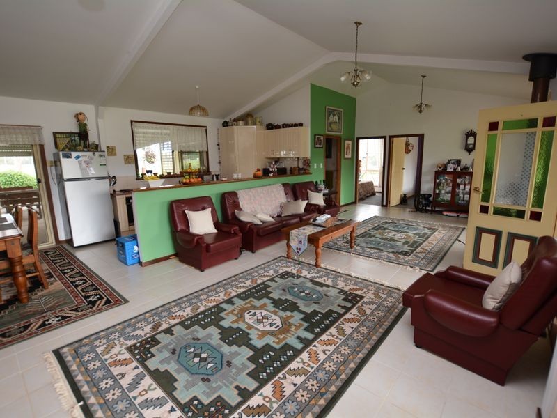 189 Sandridge Road, Mitchells Island NSW 2430