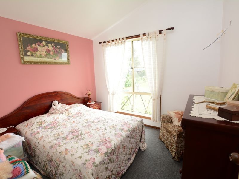 189 Sandridge Road, Mitchells Island NSW 2430