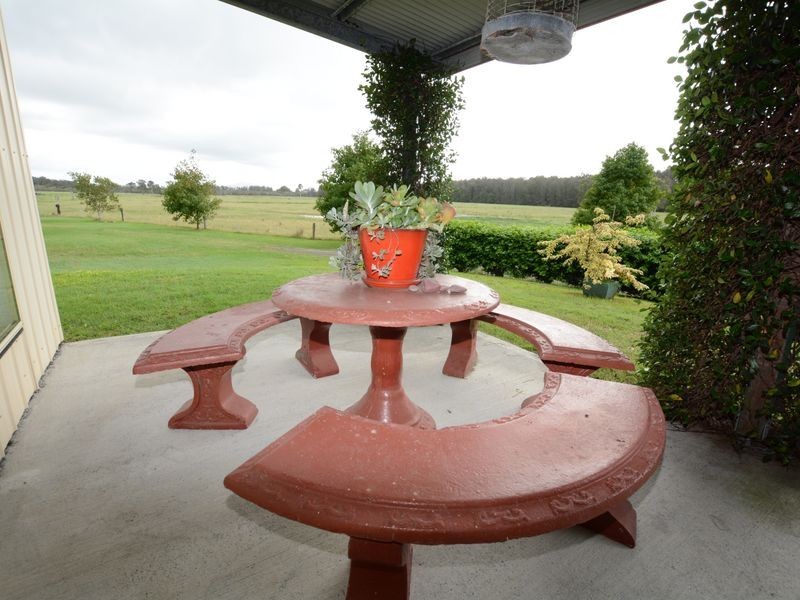 189 Sandridge Road, Mitchells Island NSW 2430