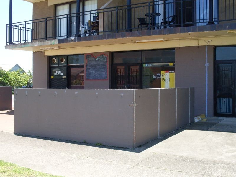 31 Old Bar Road, Old Bar NSW 2430