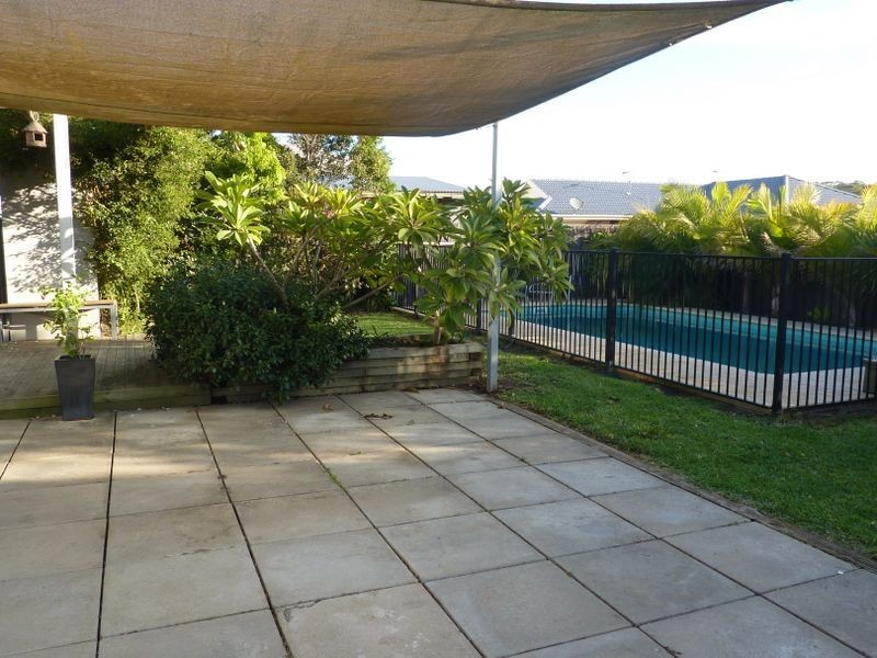 4 Bluehaven Drive, Old Bar NSW 2430