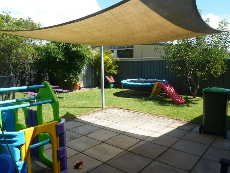 4 Bluehaven Drive, Old Bar NSW 2430