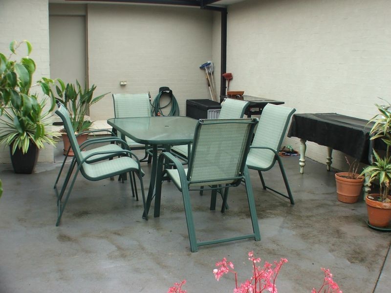 2/12 Hall Street, Old Bar NSW 2430