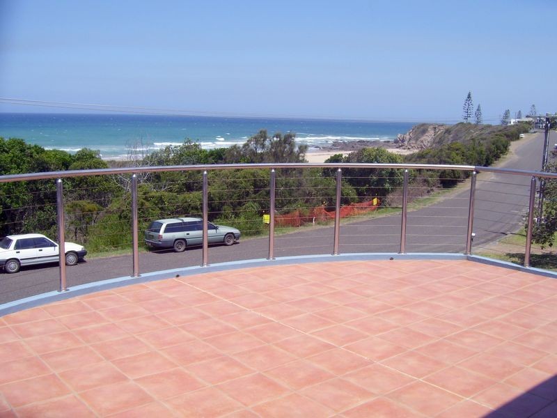 2/37 Marine Drive, Wallabi Point NSW 2430