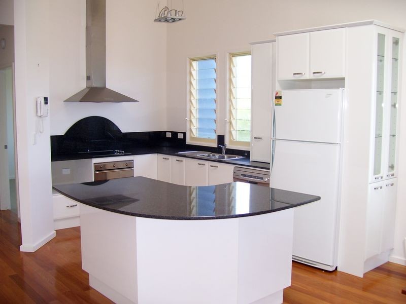 2/37 Marine Drive, Wallabi Point NSW 2430