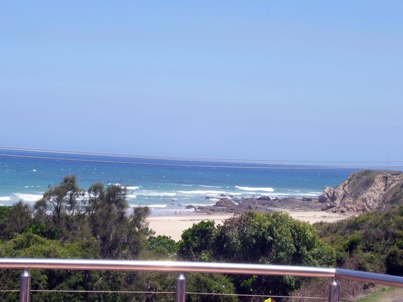 2/37 Marine Drive, Wallabi Point NSW 2430