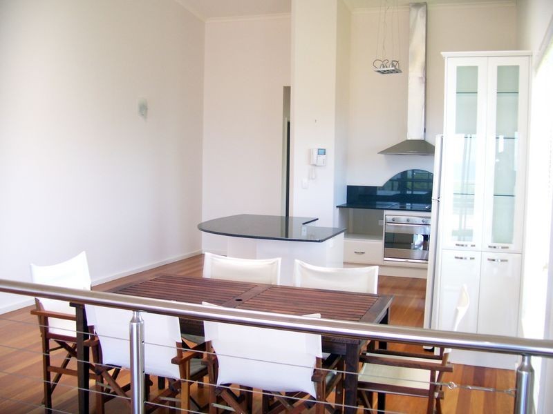 2/37 Marine Drive, Wallabi Point NSW 2430