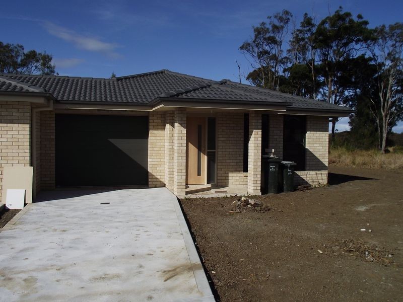 2/2 Eagle Close, Old Bar NSW 2430